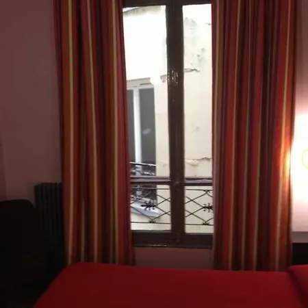 Hostel Smart Place Gare Du Nord By Hiphophostels *
