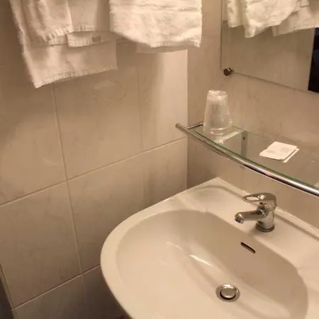 Smart Place Gare Du Nord By Hiphophostels Hostel